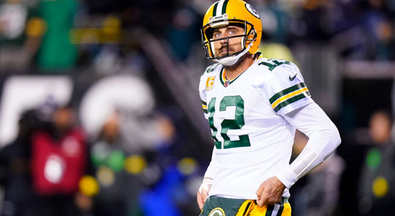 NFL: com campanhas negativas, Packers e Rams fazem duelo no Monday Night Football