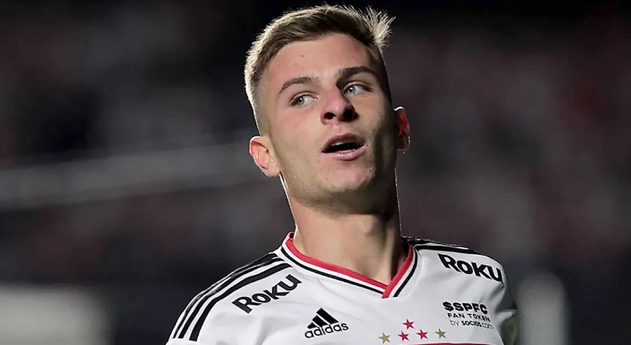 Segunda-feira (13/3) - No Allianz, São Paulo e Água Santa definem semifinal