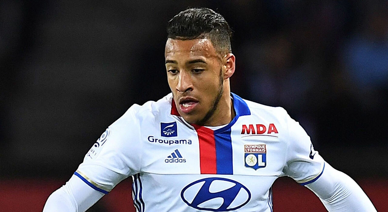 Sexta-feira (17/3) - Lyon e Nantes se enfrentam pelo Campeonato Francês