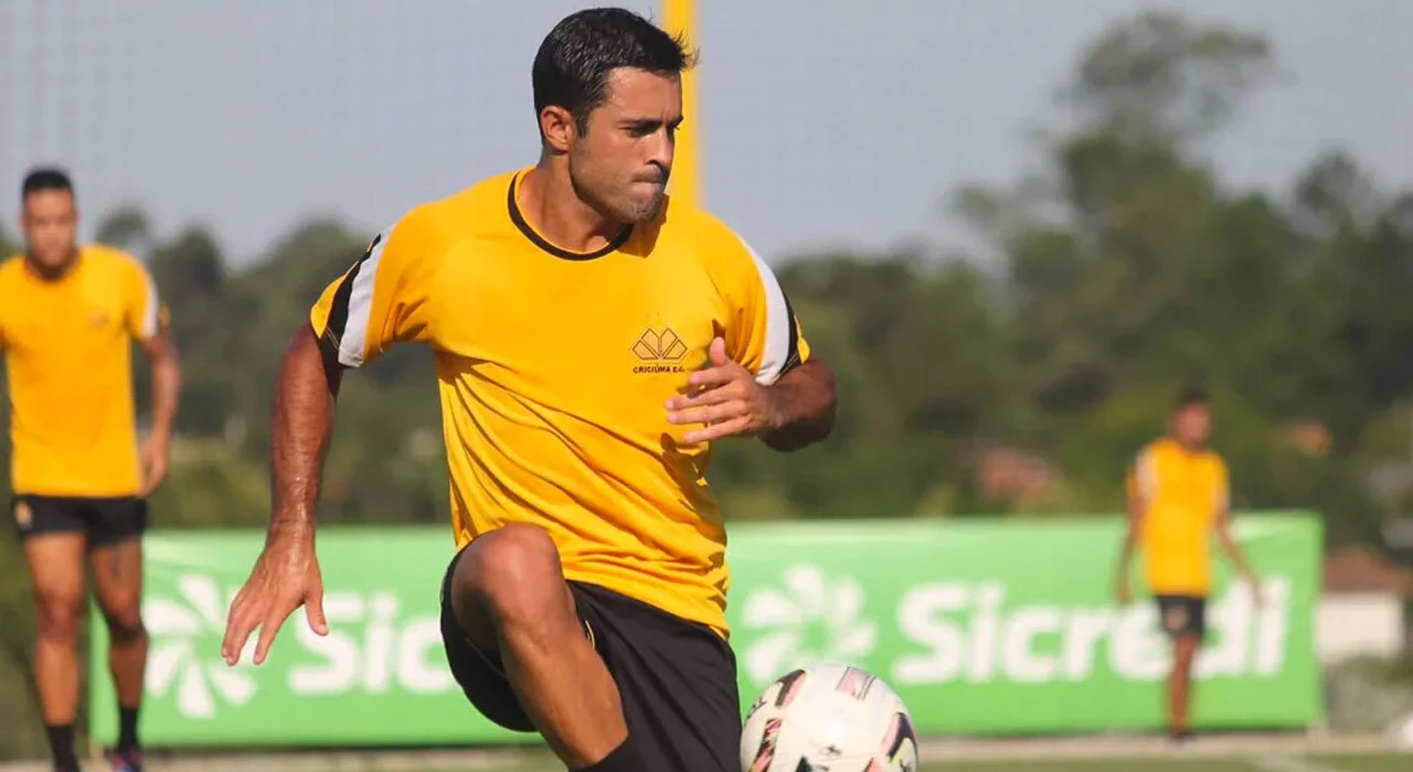 Terça-feira (21/3) - Criciúma e Avaí duelam por vaga na semi do Catarinense