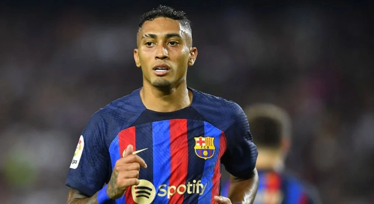 Segunda-feira (10/4) - Líder disparado, Barça pega o Girona pela La Liga 