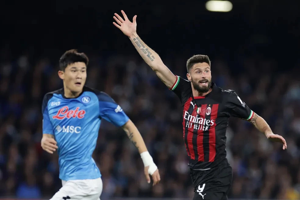 Terça-feira (18/4) - Napoli e Milan fazem superduelo italiano na Champions 