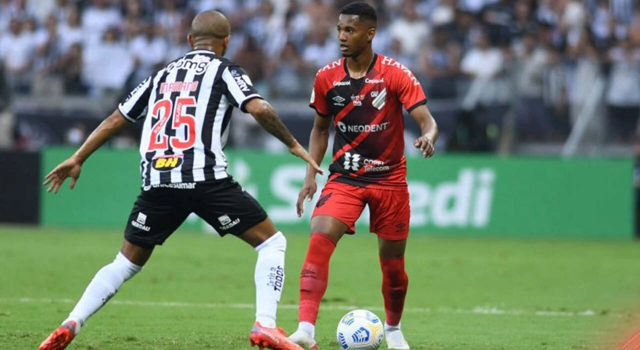 Terça-feira (23/5) - Atlético-MG recebe o Athletico-PR pela Copa Libertadores