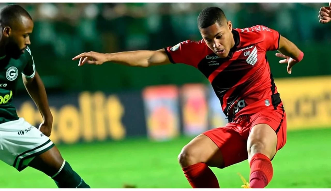 Segunda-feira (21/8) - Na Serrinha, Goiás x Athletico-PR fecha a 20ª rodada do Brasileirão  