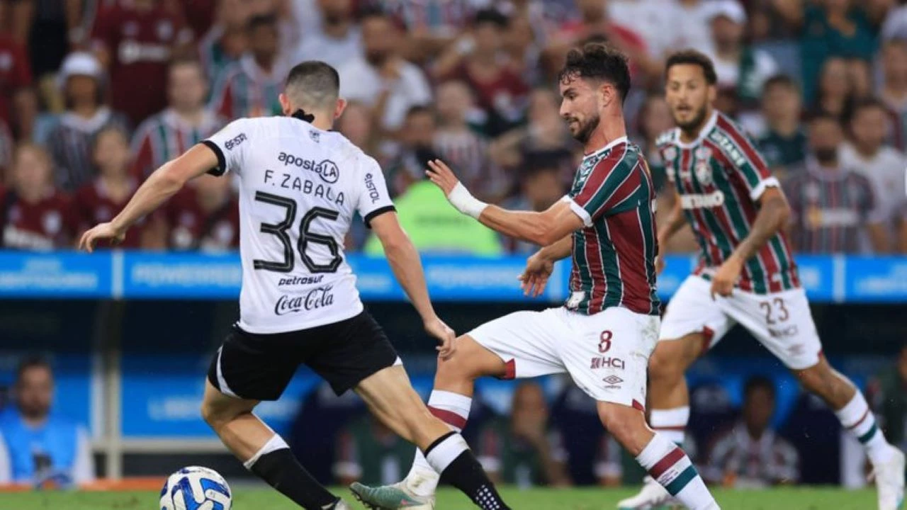 Quinta-feira (31/8) - Com boa vantagem, Fluminense encara o Olimpia no Paraguai 