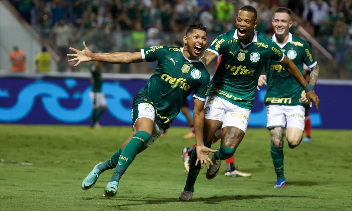 Quinta (23/5) - Bota-SP recebe o Palmeiras na Copa do Brasil